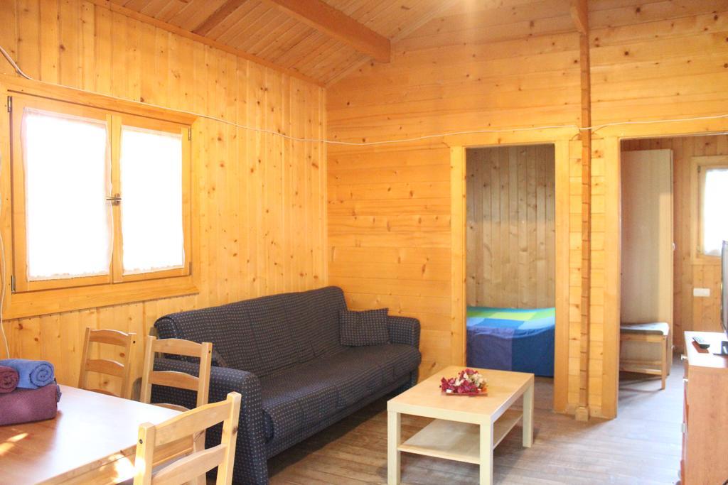 Camping Tropical Альмуньекар Номер фото