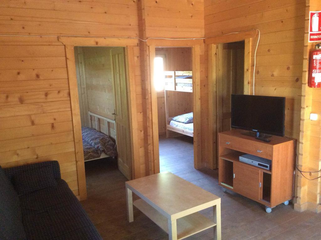 Camping Tropical Альмуньекар Номер фото